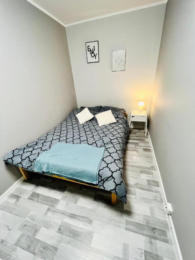 Apartment By Tuwima Steeet Konin  Buitenkant foto